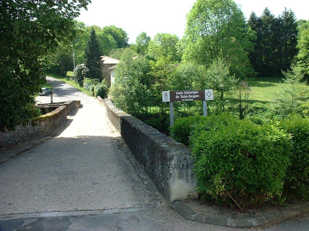 多迈迪拉道洛里耶尔住宿加早餐旅馆 Solignac 外观 照片