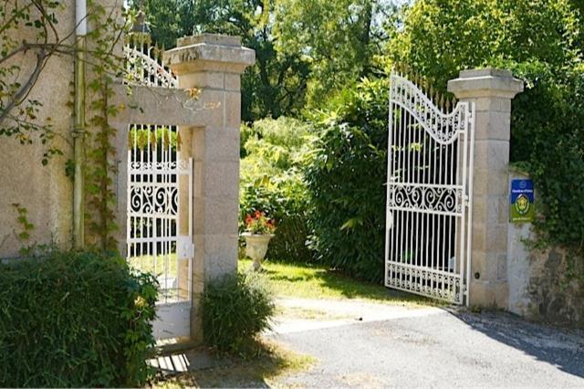 多迈迪拉道洛里耶尔住宿加早餐旅馆 Solignac 外观 照片